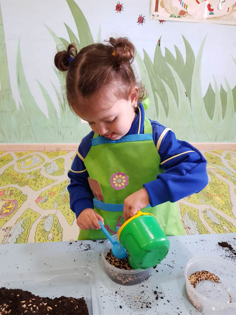 Su Pequeño Mundo Escuela Infantil Bilingüe